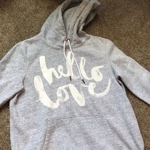 grey sweatshirt